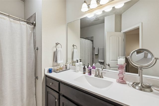 6105 Dunnlevy Drive, Fort Worth, TX 76179