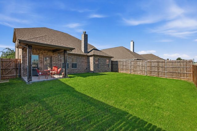 6105 Dunnlevy Drive, Fort Worth, TX 76179