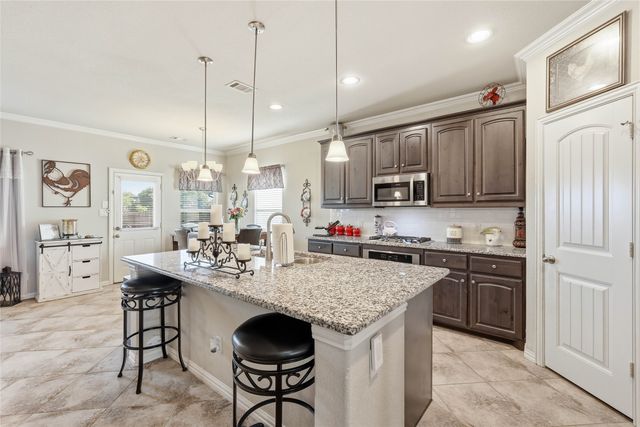 6105 Dunnlevy Drive, Fort Worth, TX 76179
