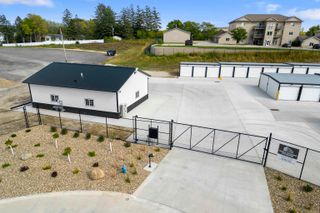 3556 Marnie Ave - Sale, Waterloo, IA 50701