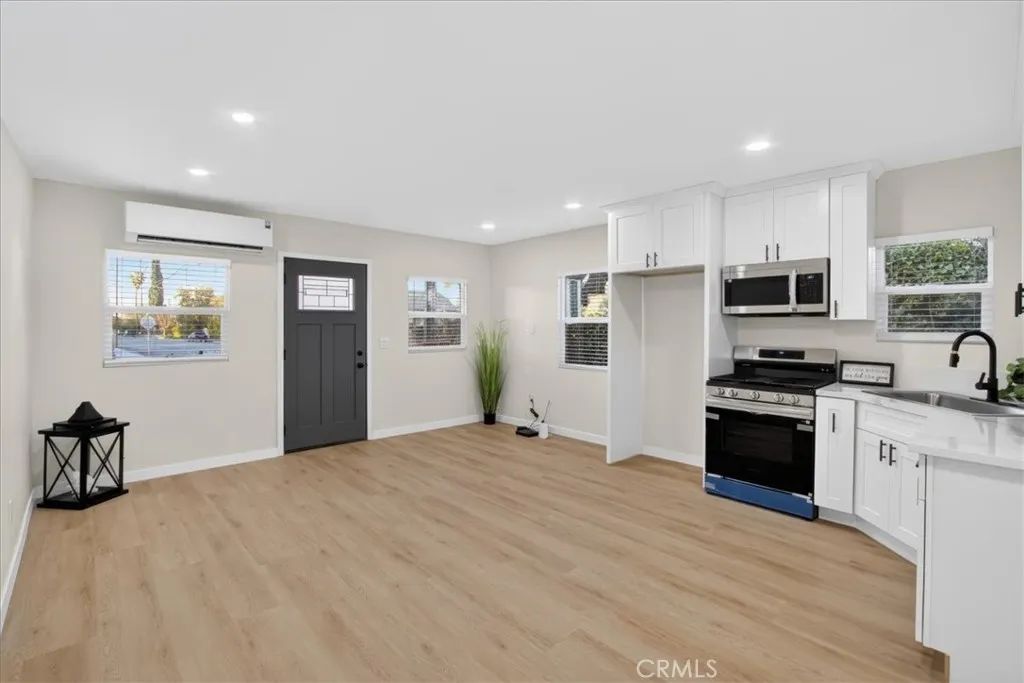 1190 W 7th, San Bernardino, CA 92411