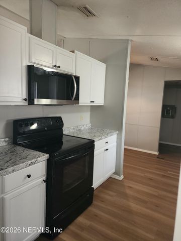 439 VERMONT Avenue, Green Cove Springs, FL 32043