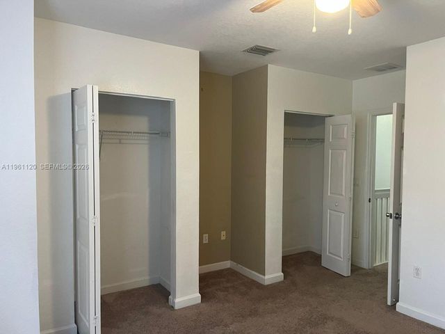 4211 Napoli Lake Dr 4211, Riviera Beach, FL 33410