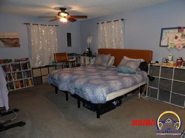3213 SW Kent ST, Topeka, KS 66614