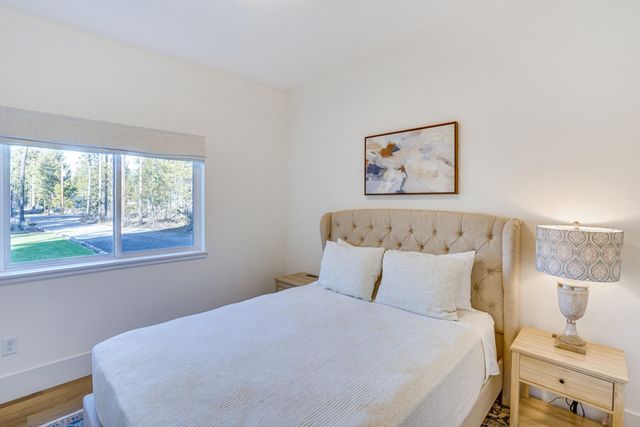 17349 Merganser Drive, Bend, OR 97707