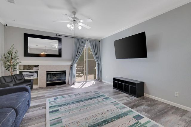 2375 Michigan Ct, Yuba City, CA 95991