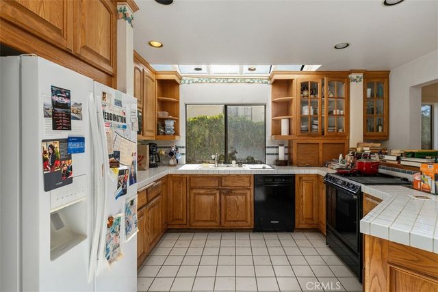 27271 Monforte, Mission Viejo, CA 92692