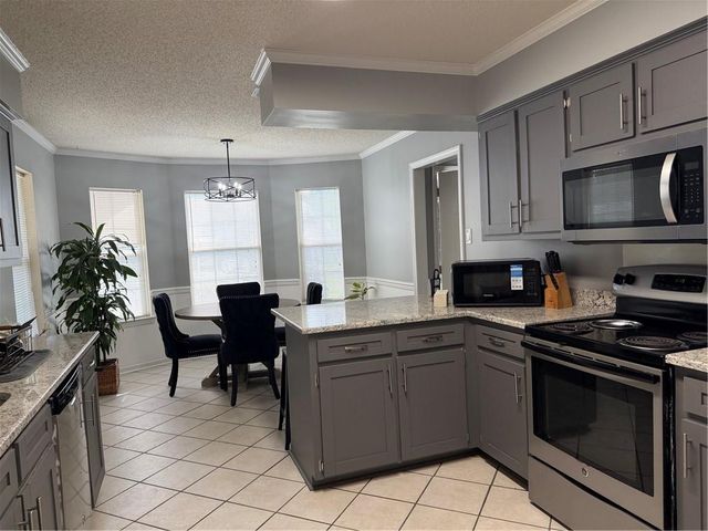 1004 Wesley Avenue, Mobile, AL 36609