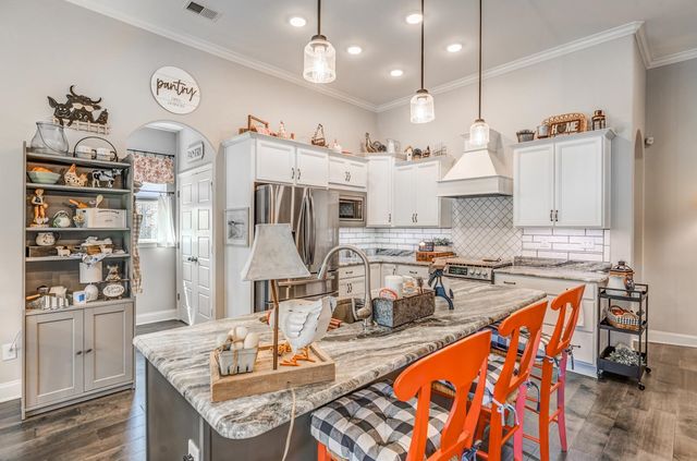 385 MARRIETTA DR, Oakland, TN 38060