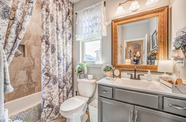 385 MARRIETTA DR, Oakland, TN 38060