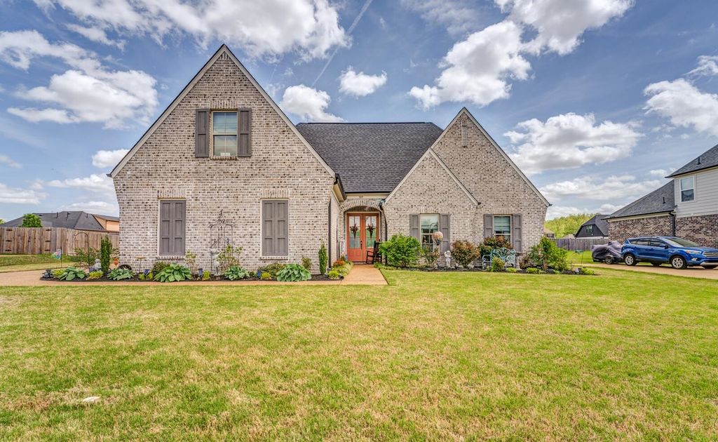 385 MARRIETTA DR, Oakland, TN 38060