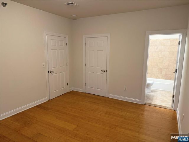 2022 Central Road 306, Fort Lee, NJ 07024