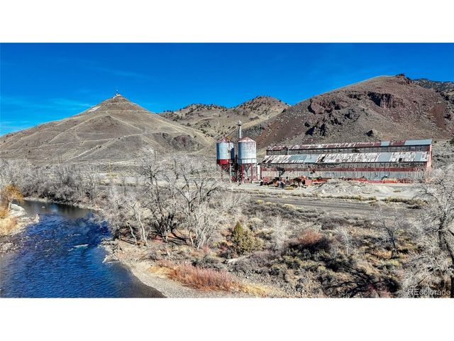 536 E 1st St J, Salida, CO 81201