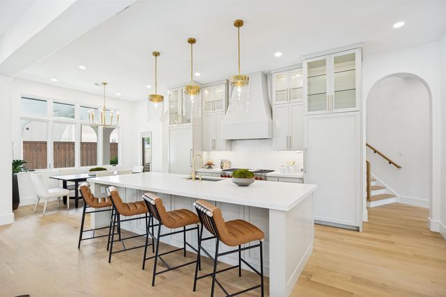 5811 Preston Haven Drive, Dallas, TX 75230