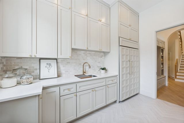 5811 Preston Haven Drive, Dallas, TX 75230