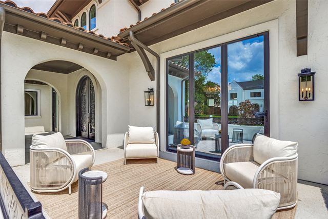 5811 Preston Haven Drive, Dallas, TX 75230