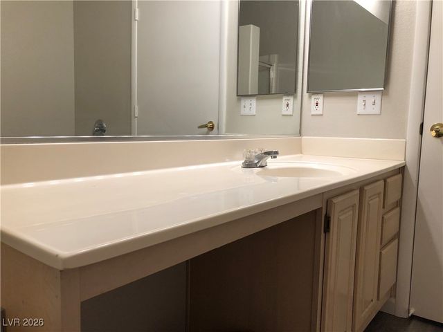 5650 East Sahara Avenue 2026, Las Vegas, NV 89142