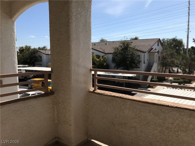 5650 East Sahara Avenue 2026, Las Vegas, NV 89142