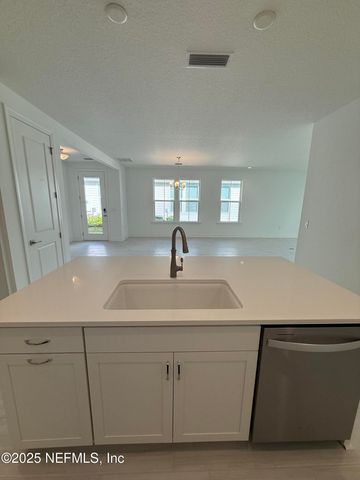 5 WIMBLEDON Way, Palm Coast, FL 32164