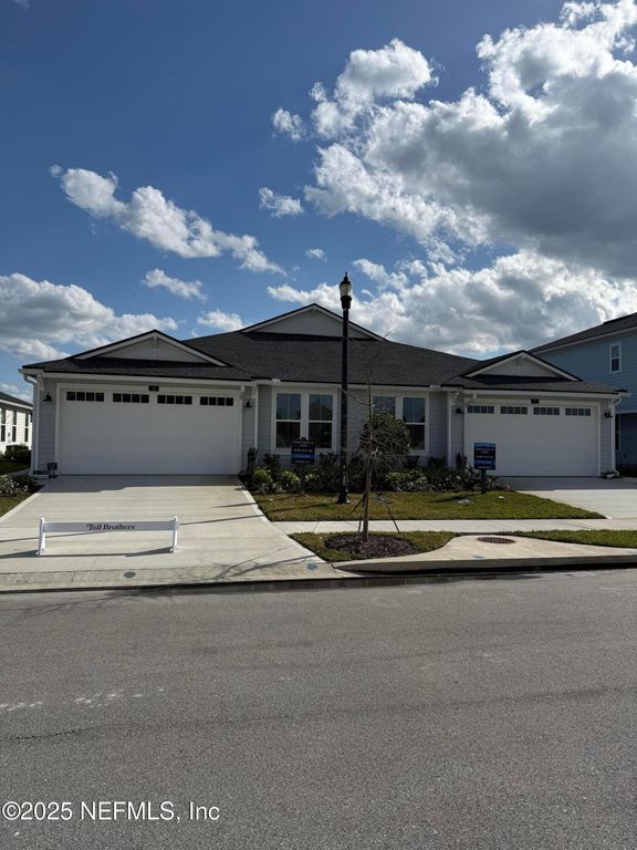 5 WIMBLEDON Way, Palm Coast, FL 32164