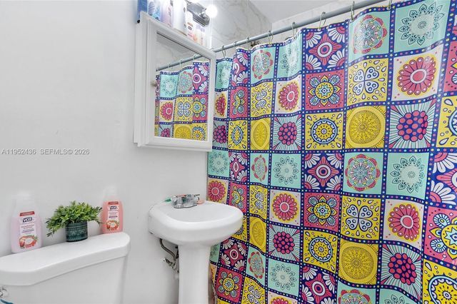 1185 NW 118th, Miami, FL 33168