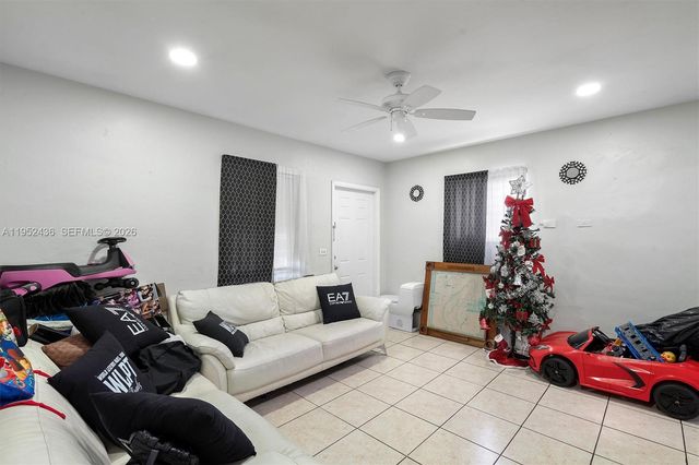 1185 NW 118th, Miami, FL 33168