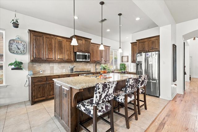 1205 Jasmine Street, Lantana, TX 76226