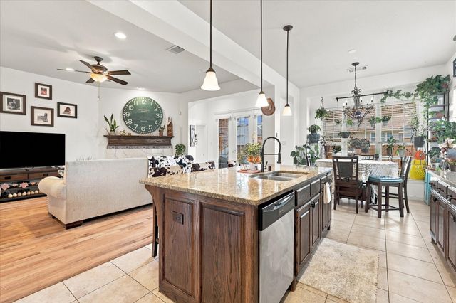 1205 Jasmine Street, Lantana, TX 76226
