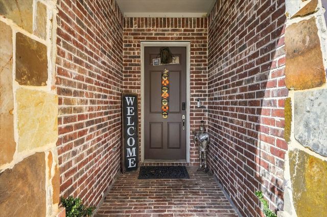 1205 Jasmine Street, Lantana, TX 76226