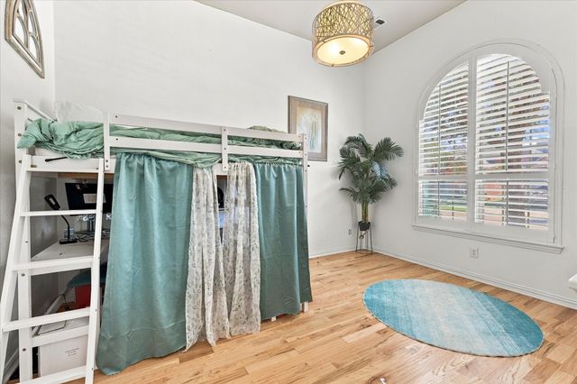 1205 Jasmine Street, Lantana, TX 76226