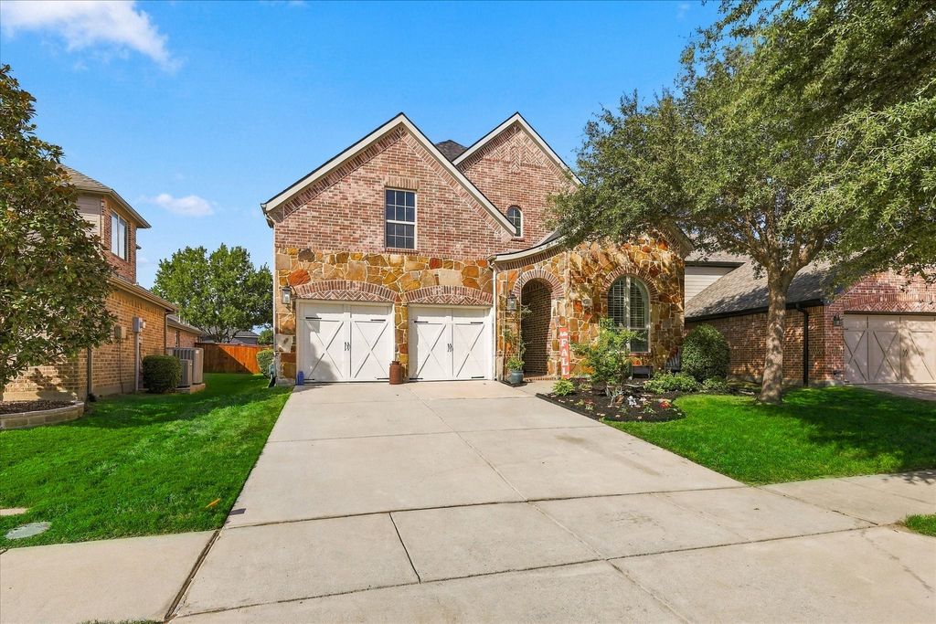 1205 Jasmine Street, Lantana, TX 76226