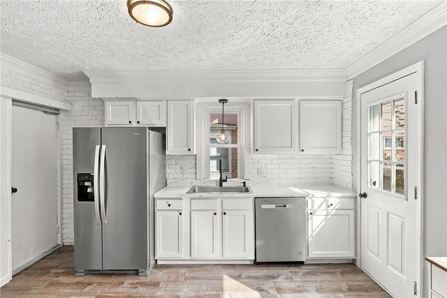 606 Madison Street, East Rochester, NY 14445