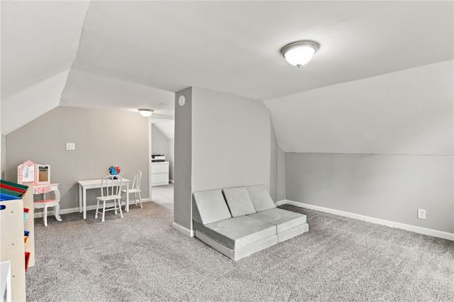 606 Madison Street, East Rochester, NY 14445