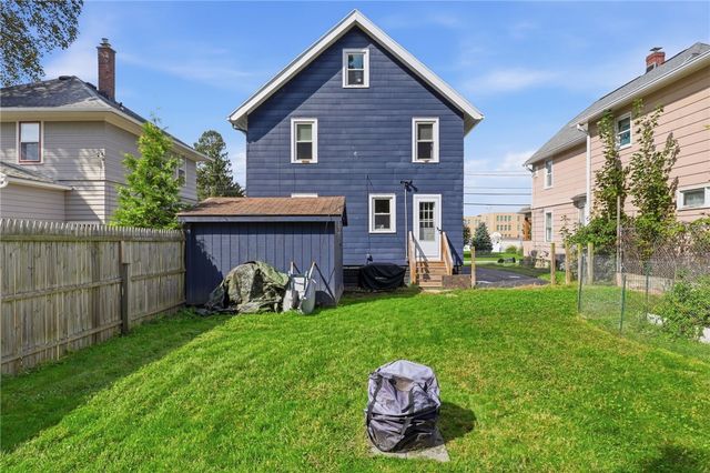 606 Madison Street, East Rochester, NY 14445