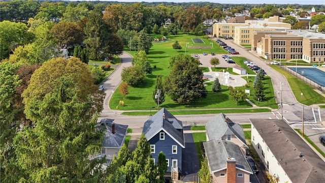 606 Madison Street, East Rochester, NY 14445