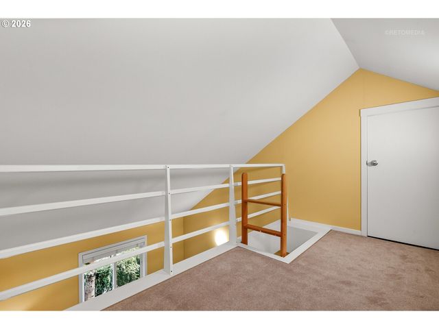 2801 Sw HILLSBORO St, Portland, OR 97239