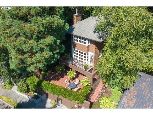 2801 Sw HILLSBORO St, Portland, OR 97239