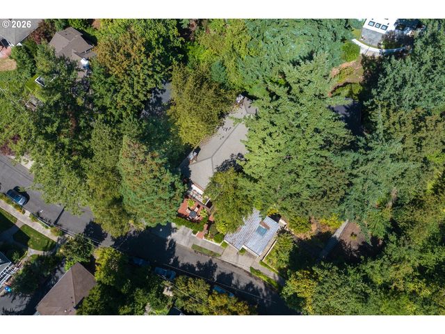 2801 Sw HILLSBORO St, Portland, OR 97239