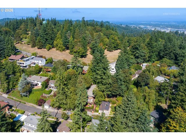 2801 Sw HILLSBORO St, Portland, OR 97239