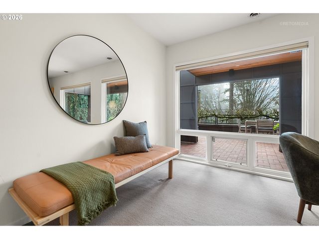 2801 Sw HILLSBORO St, Portland, OR 97239