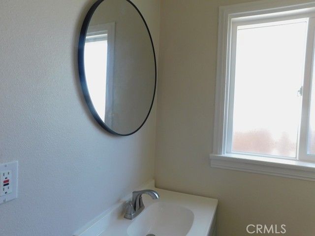 902 E 6th Street, Pomona, CA 91766