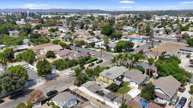 902 E 6th Street, Pomona, CA 91766