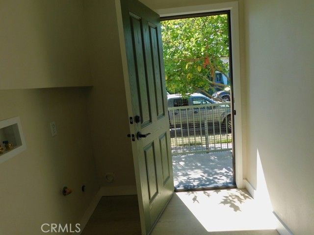 902 E 6th Street, Pomona, CA 91766