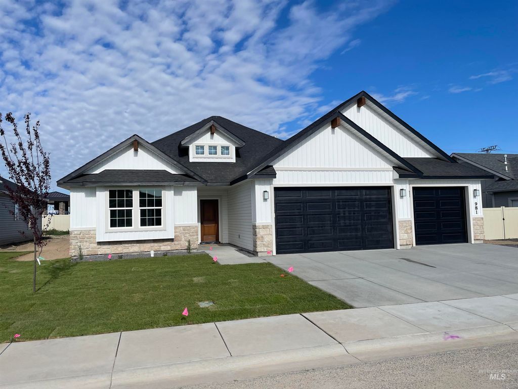 981 Kenbrook Loop, Twin Falls, ID 83301