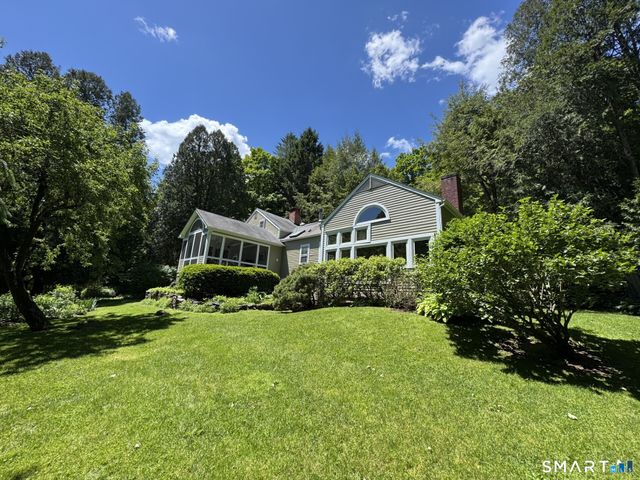 42 Couch Road, Washington, CT 06777