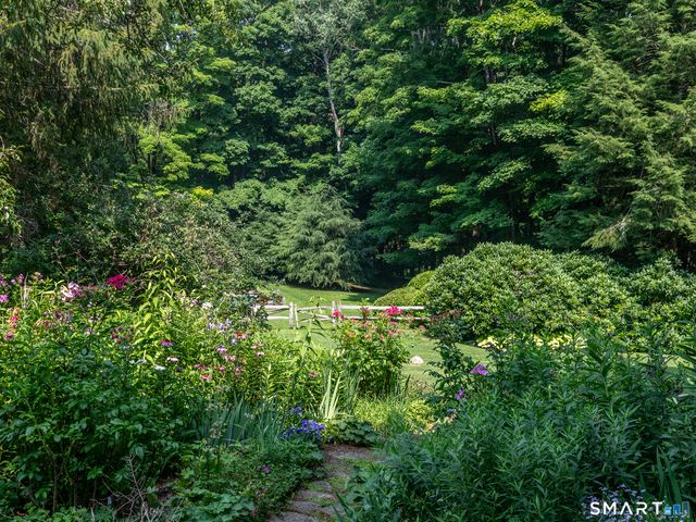 42 Couch Road, Washington, CT 06777