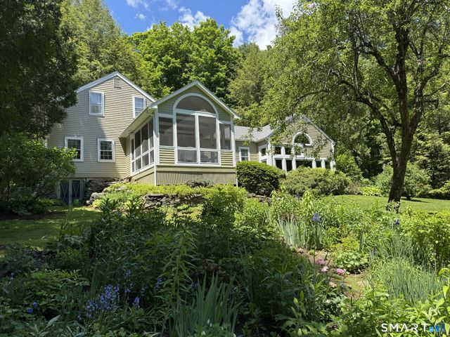 42 Couch Road, Washington, CT 06777