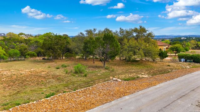 1033 Bluewater, Spring Branch, TX 78070