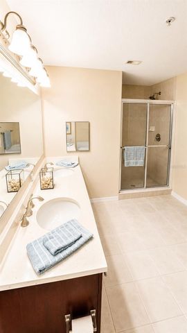 1064 N TAMIAMI TRAIL 1320, Sarasota, FL 34236