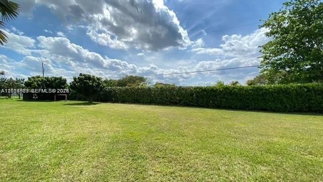21080 SW 242nd St, Homestead, FL 33031